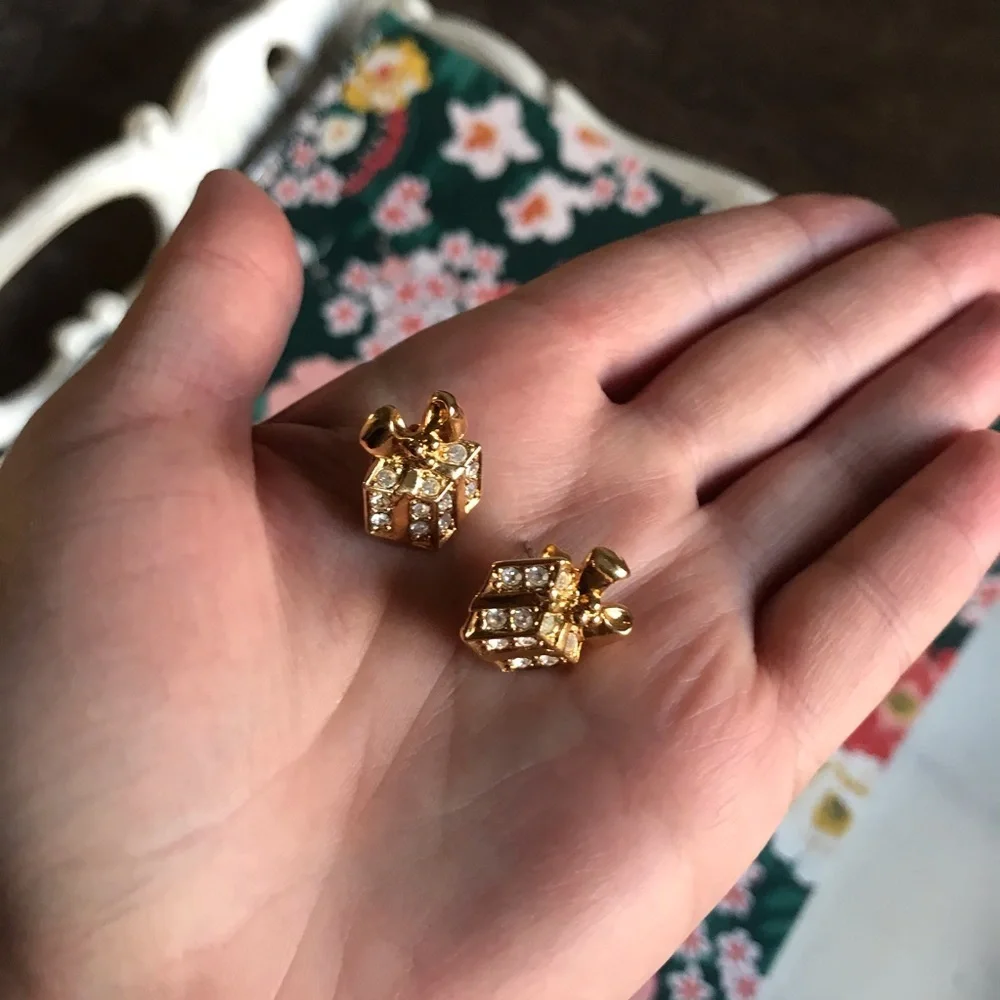 NWOT Gold 